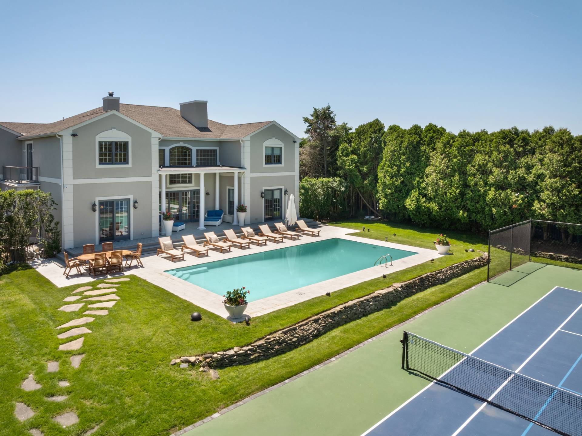 117 Mill Creek Close