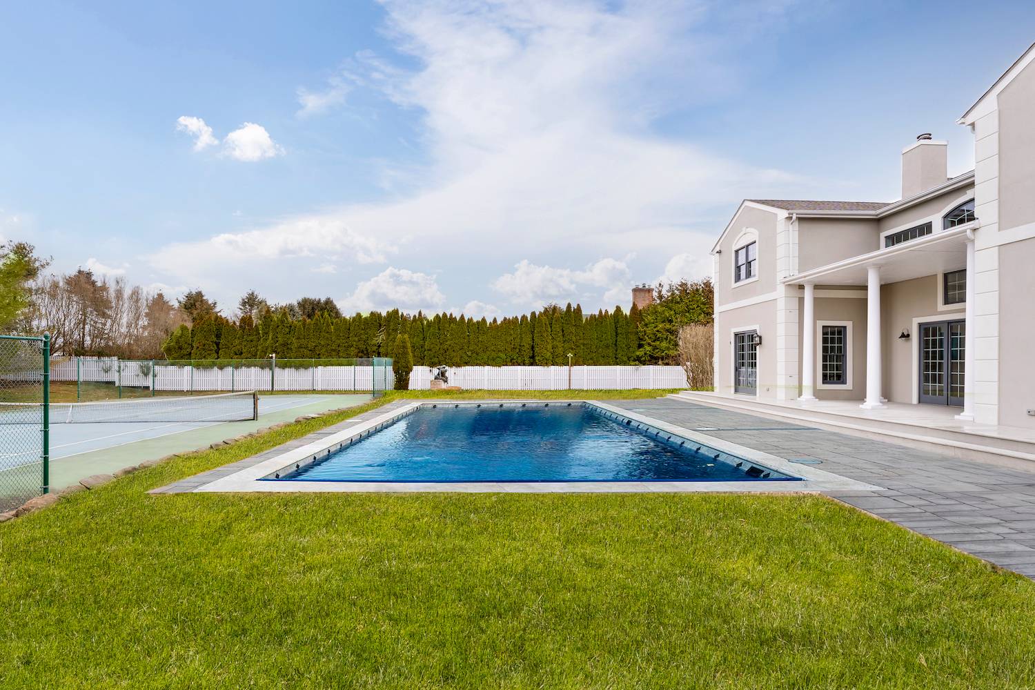 117 Mill Creek Close