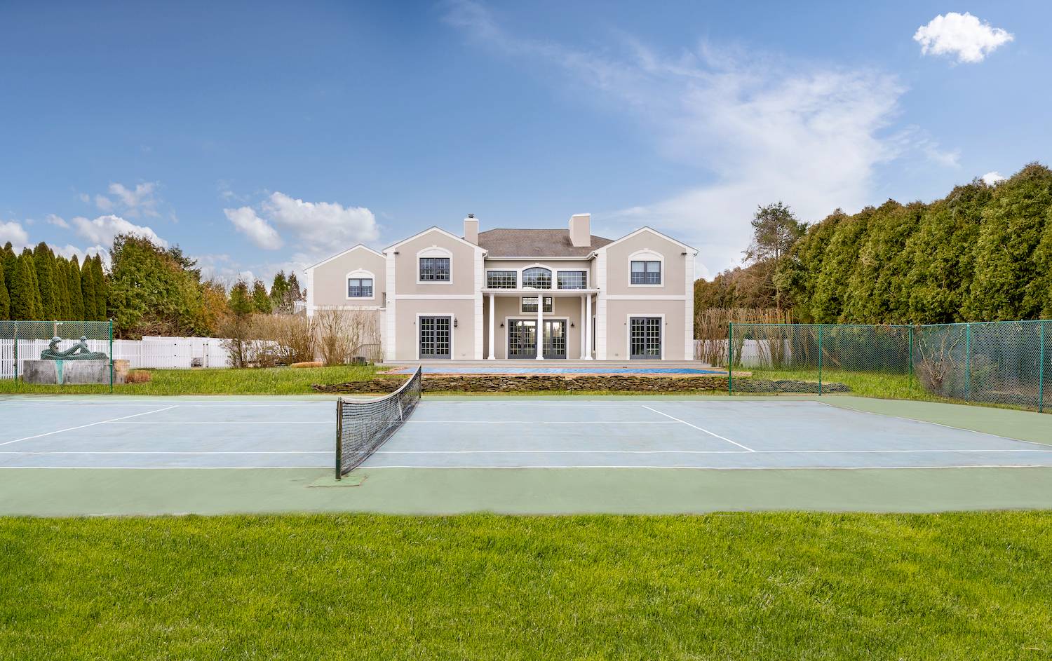 117 Mill Creek Close