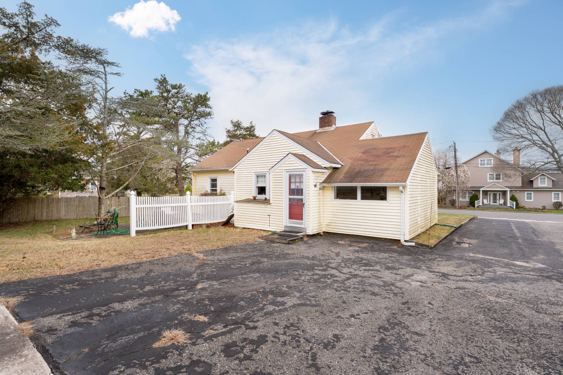 12 Bishop Avenue