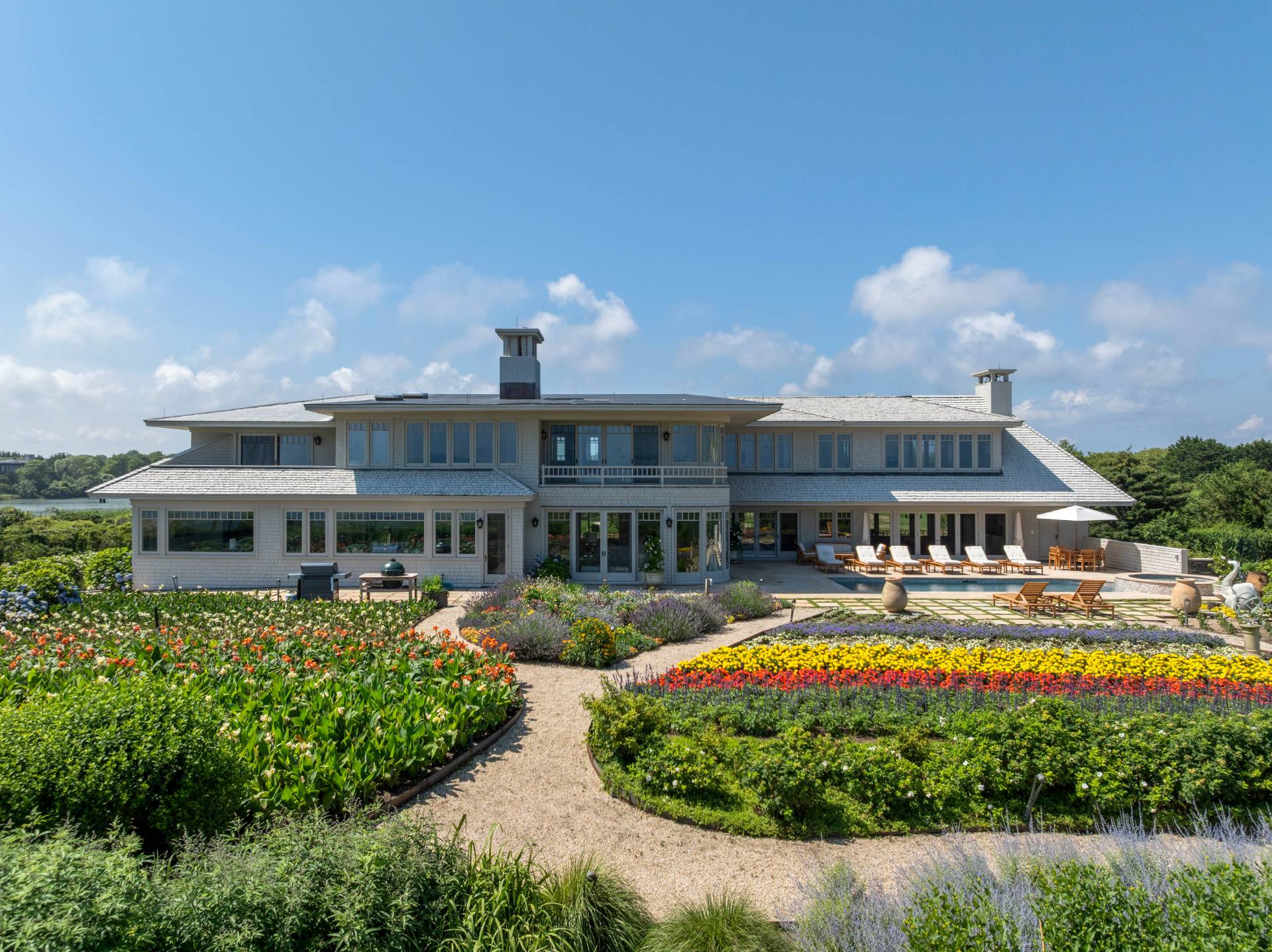 21 & 407 Fairfield Pond Ln