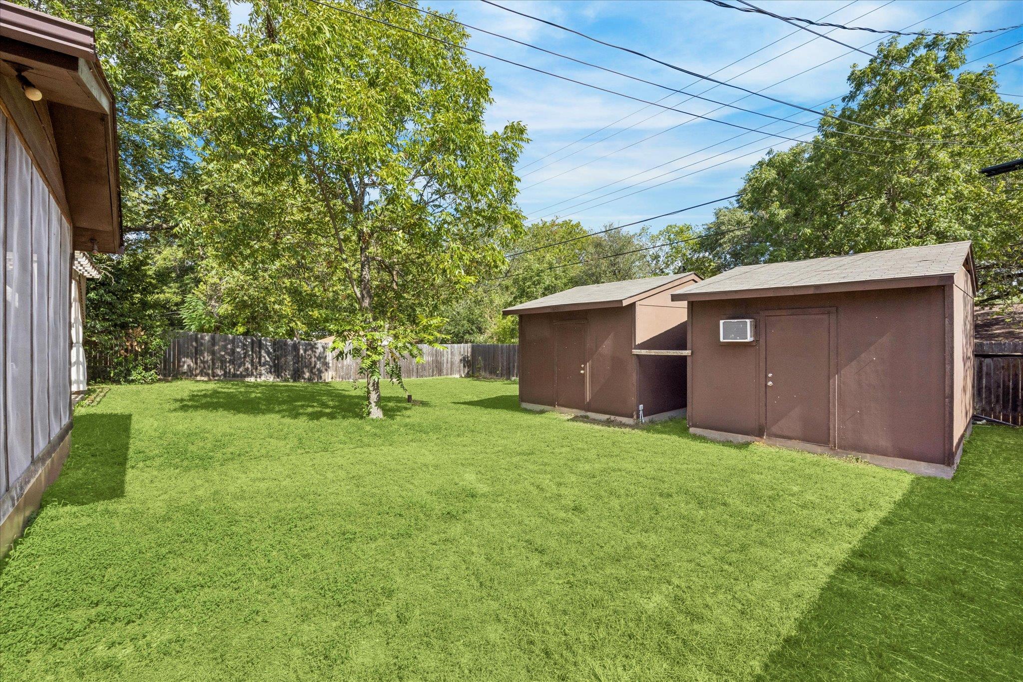 908 Riddlewood DR