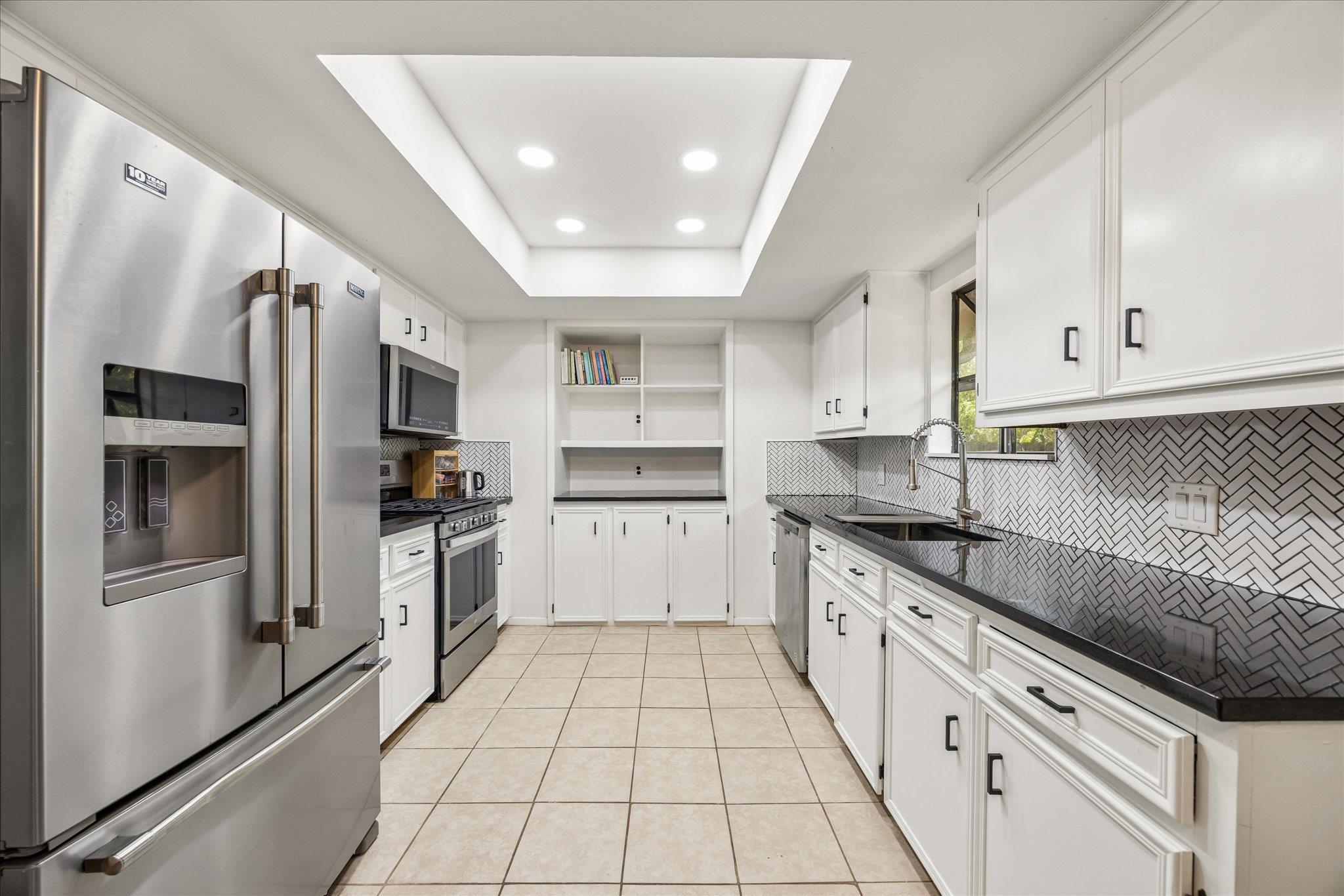 908 Riddlewood DR