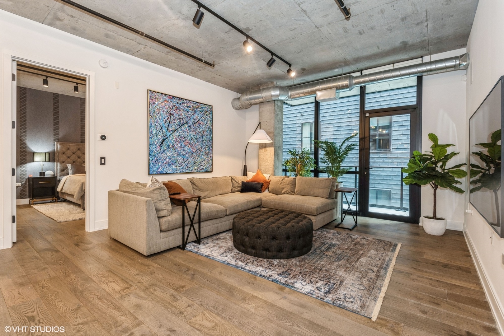 111 S Peoria Street Unit: 406