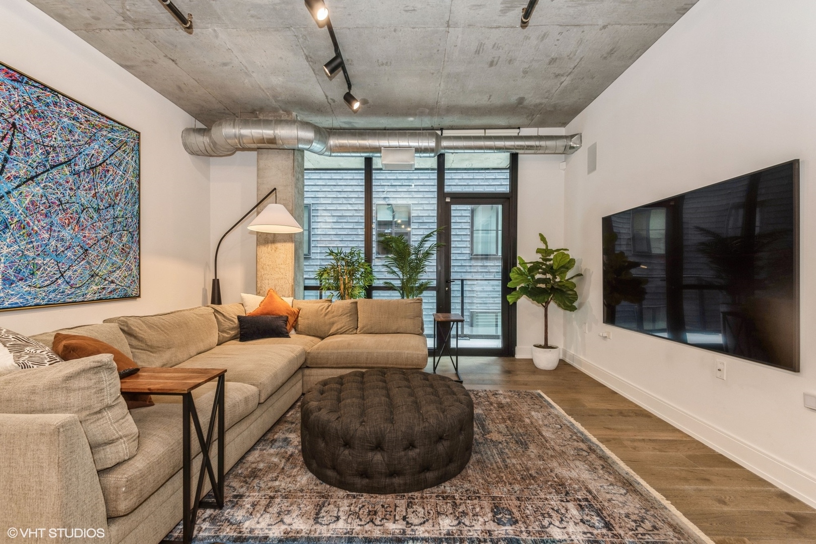 111 S Peoria Street Unit: 406