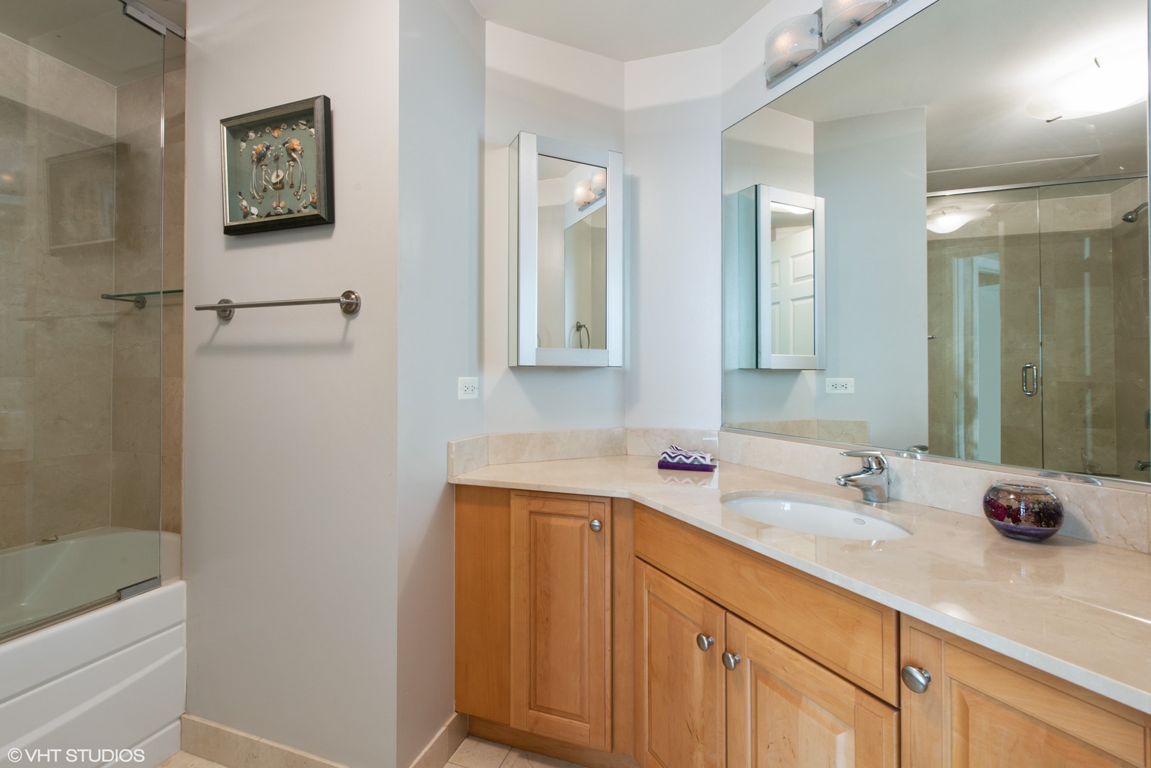 21 E HURON Street Unit: 4005