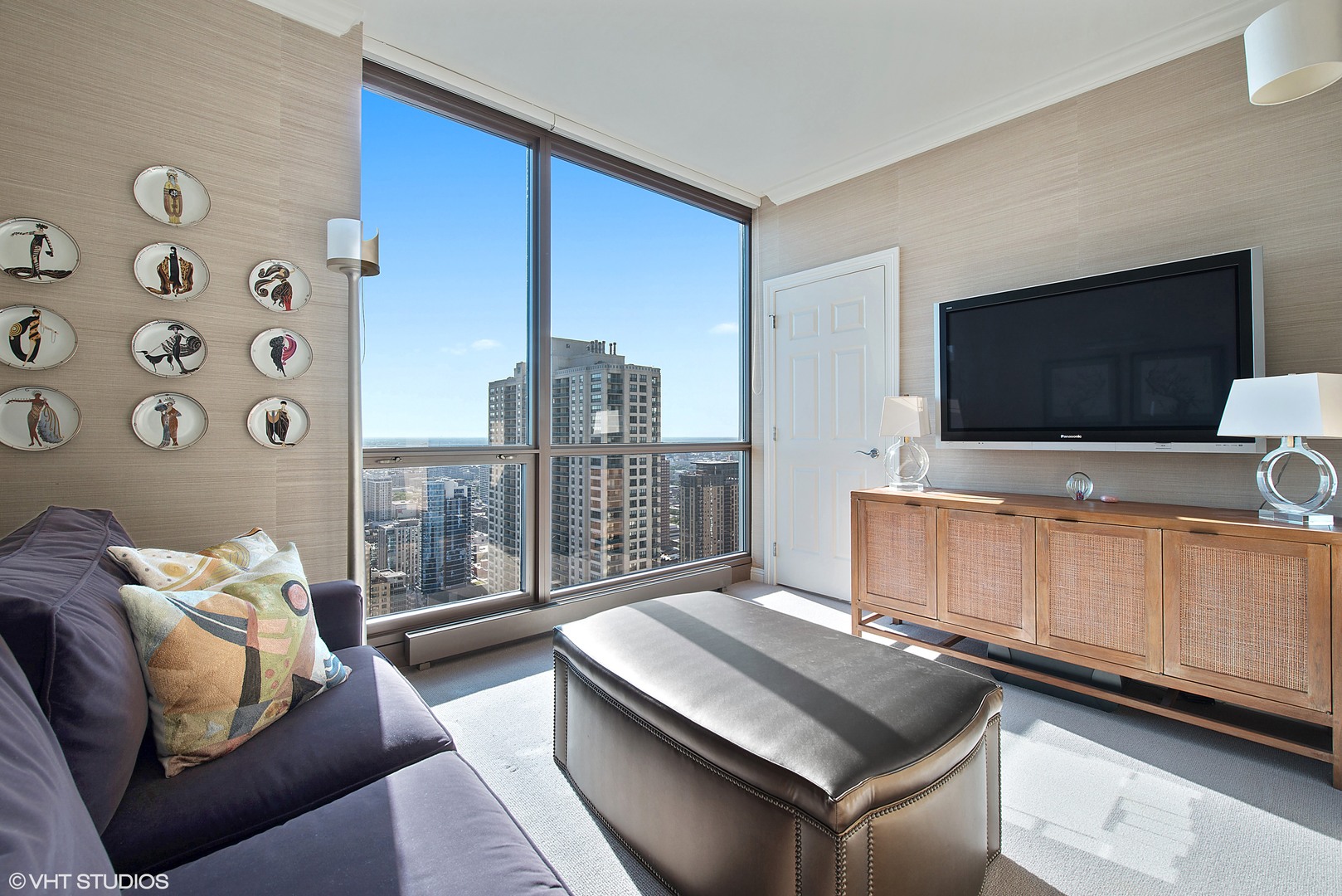 21 E HURON Street Unit: 4005