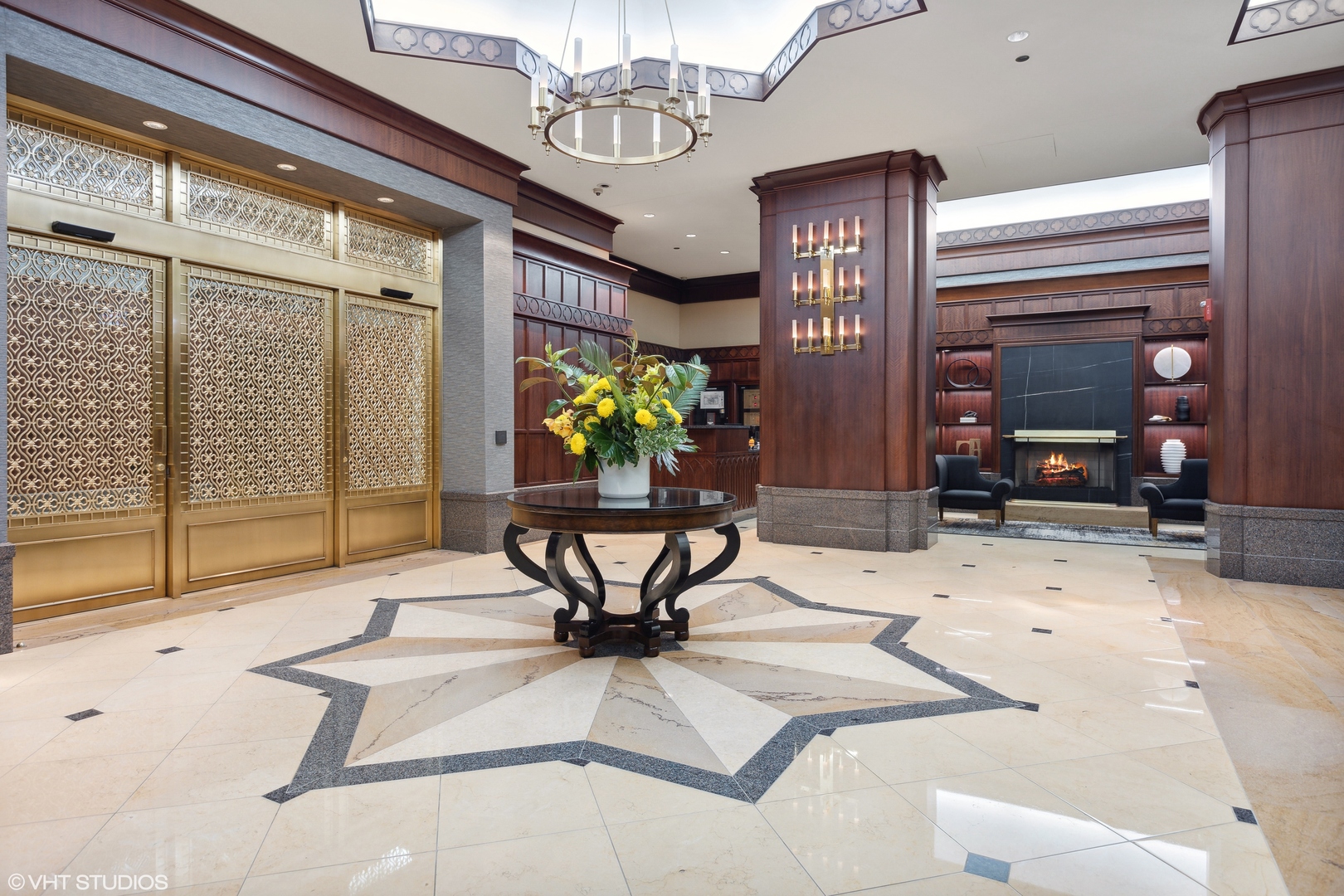 21 E HURON Street Unit: 4005