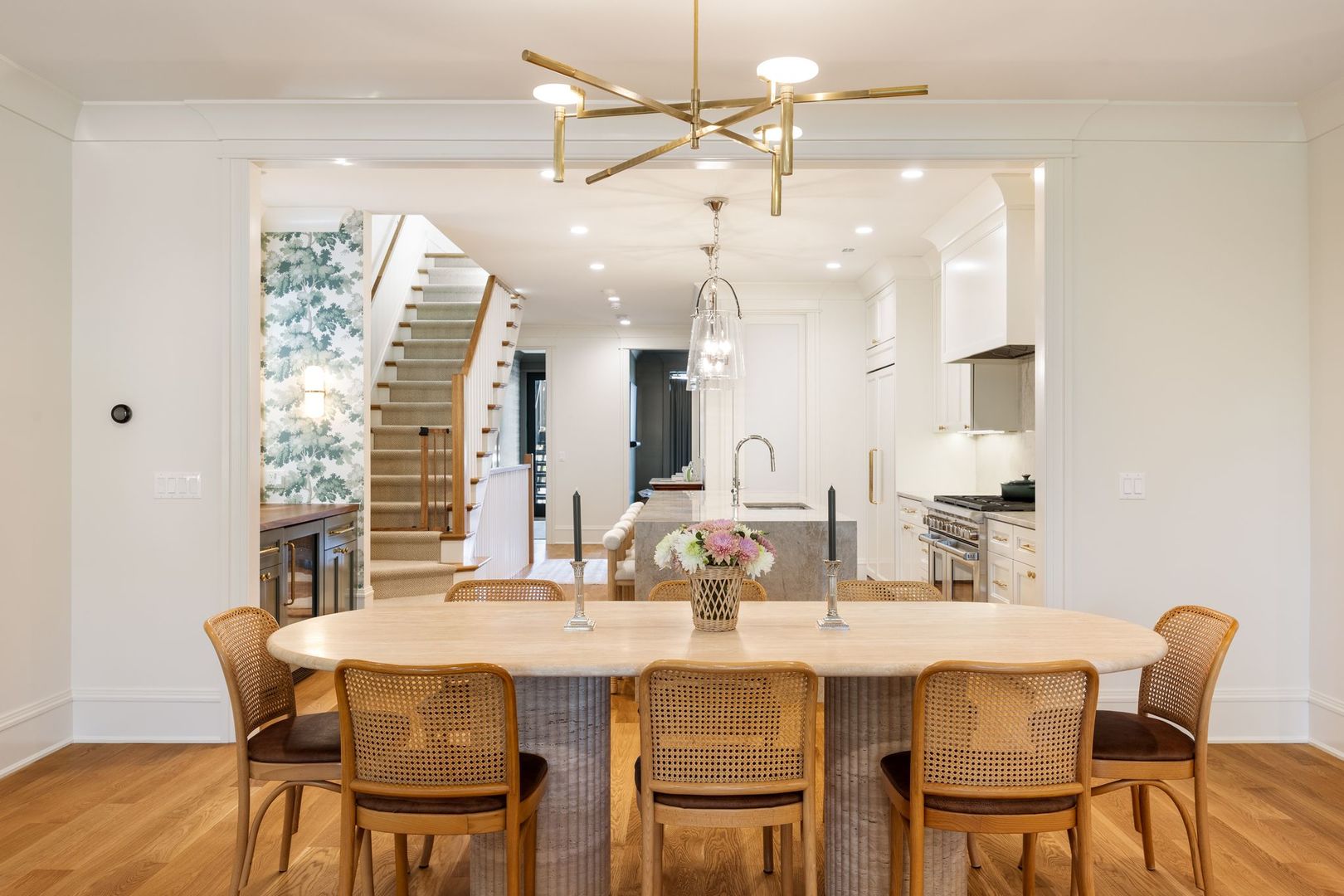 2034 N Mohawk Street Unit: 3