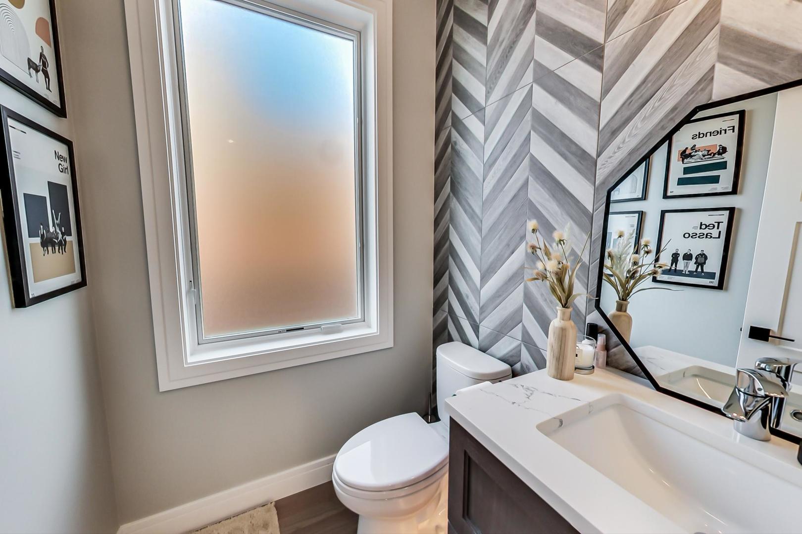 2429 W Augusta Boulevard Unit: 3