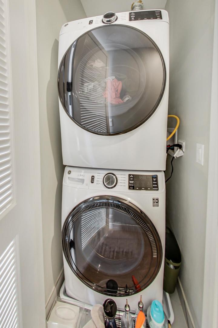 2429 W Augusta Boulevard Unit: 3