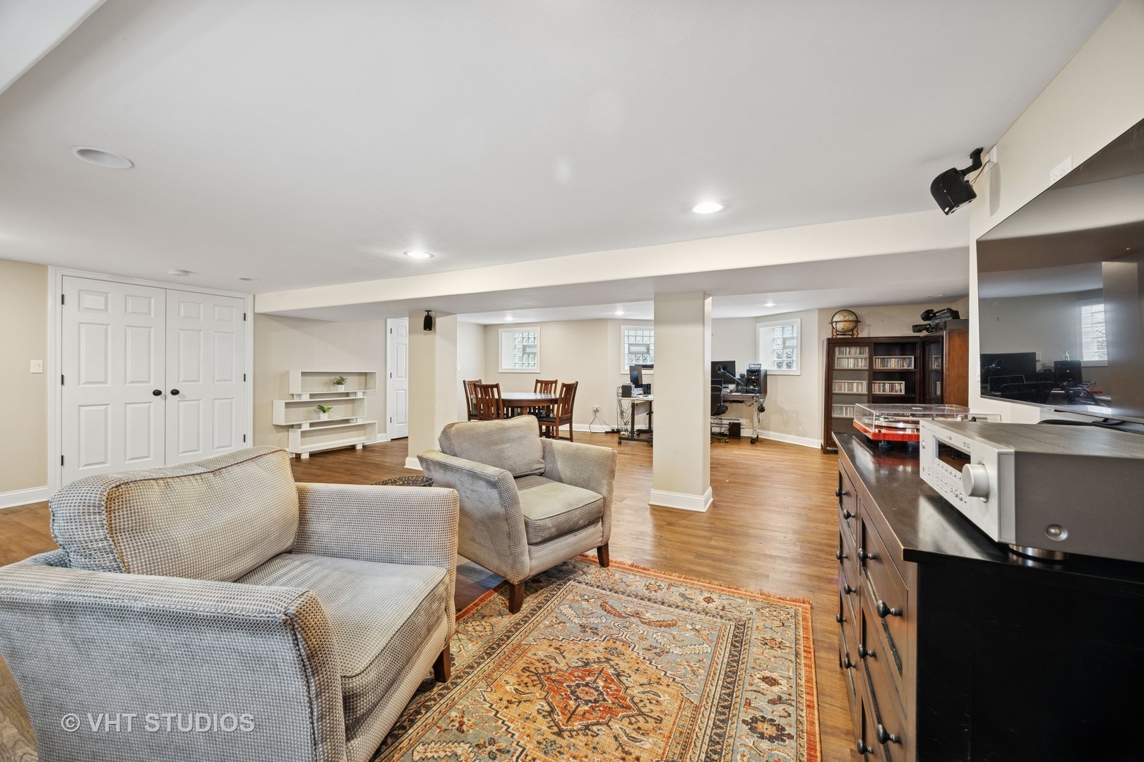 319 Gale Avenue
