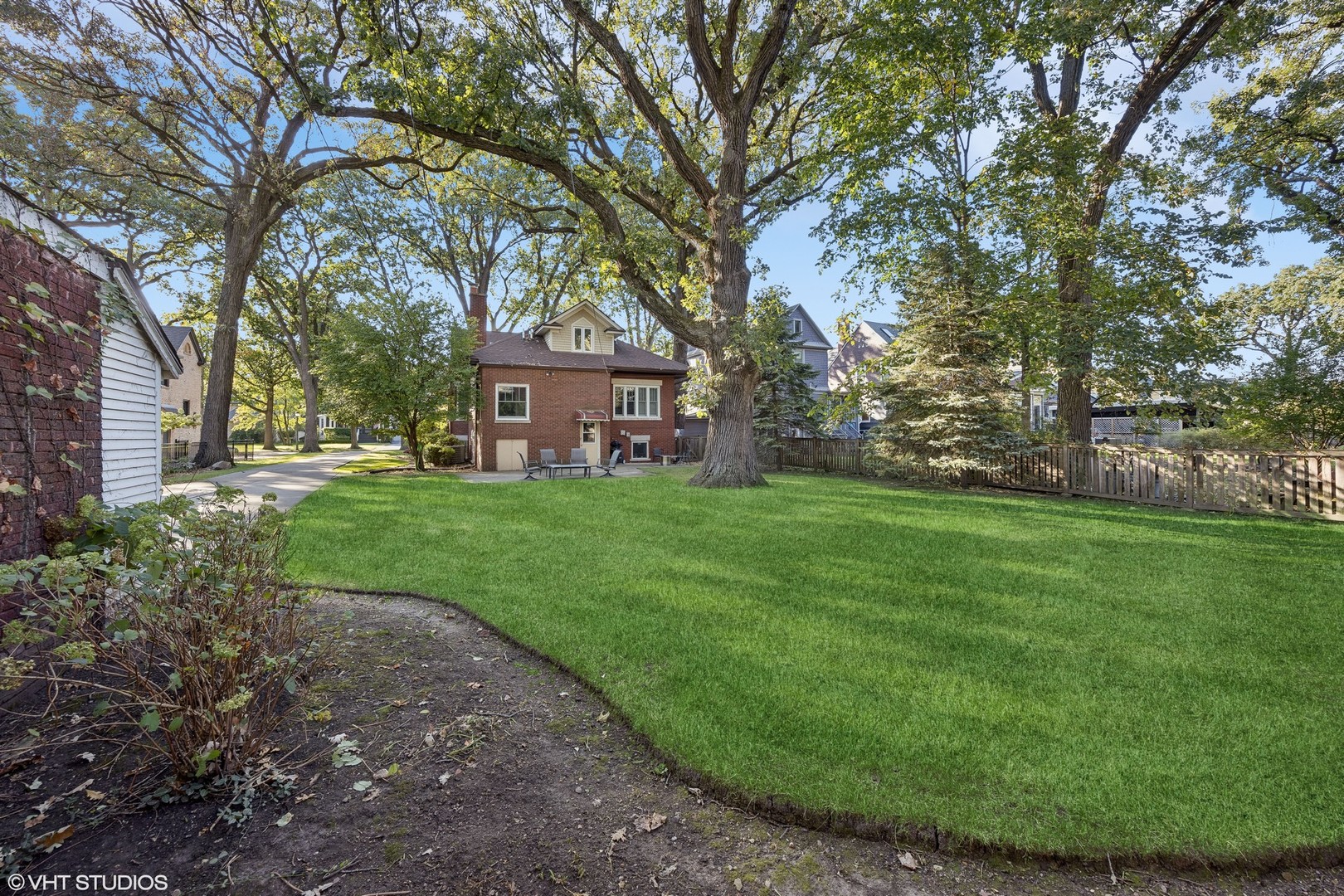 319 Gale Avenue