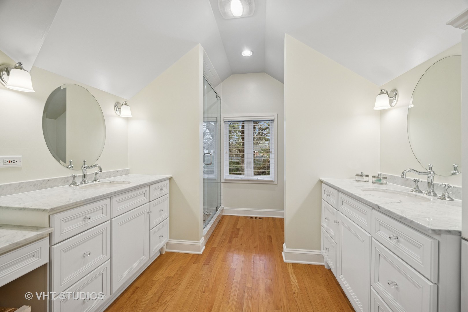 319 Gale Avenue