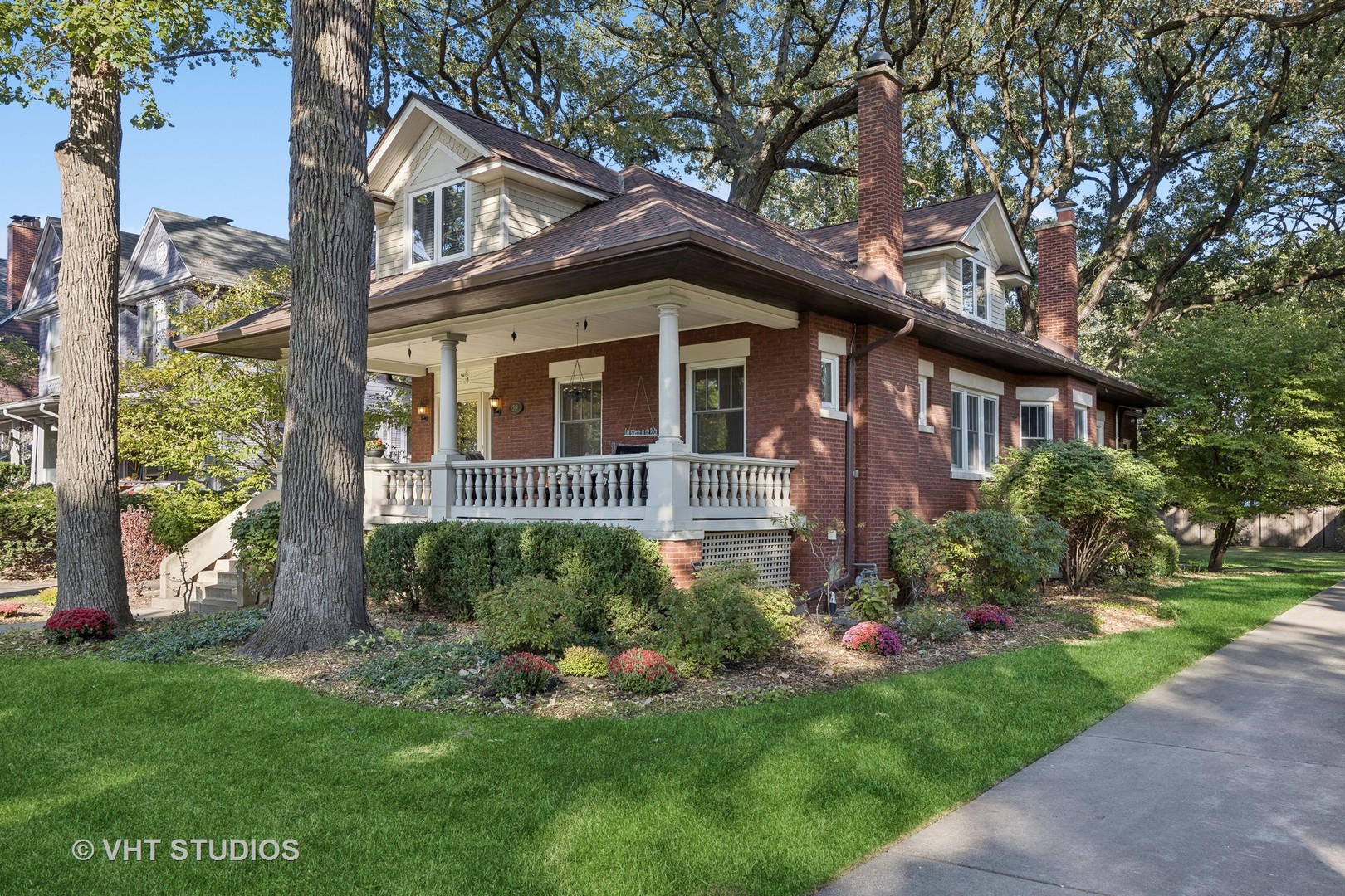 319 Gale Avenue