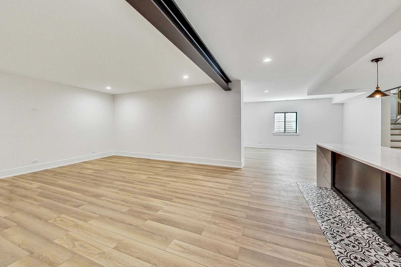 615 S Fern Avenue