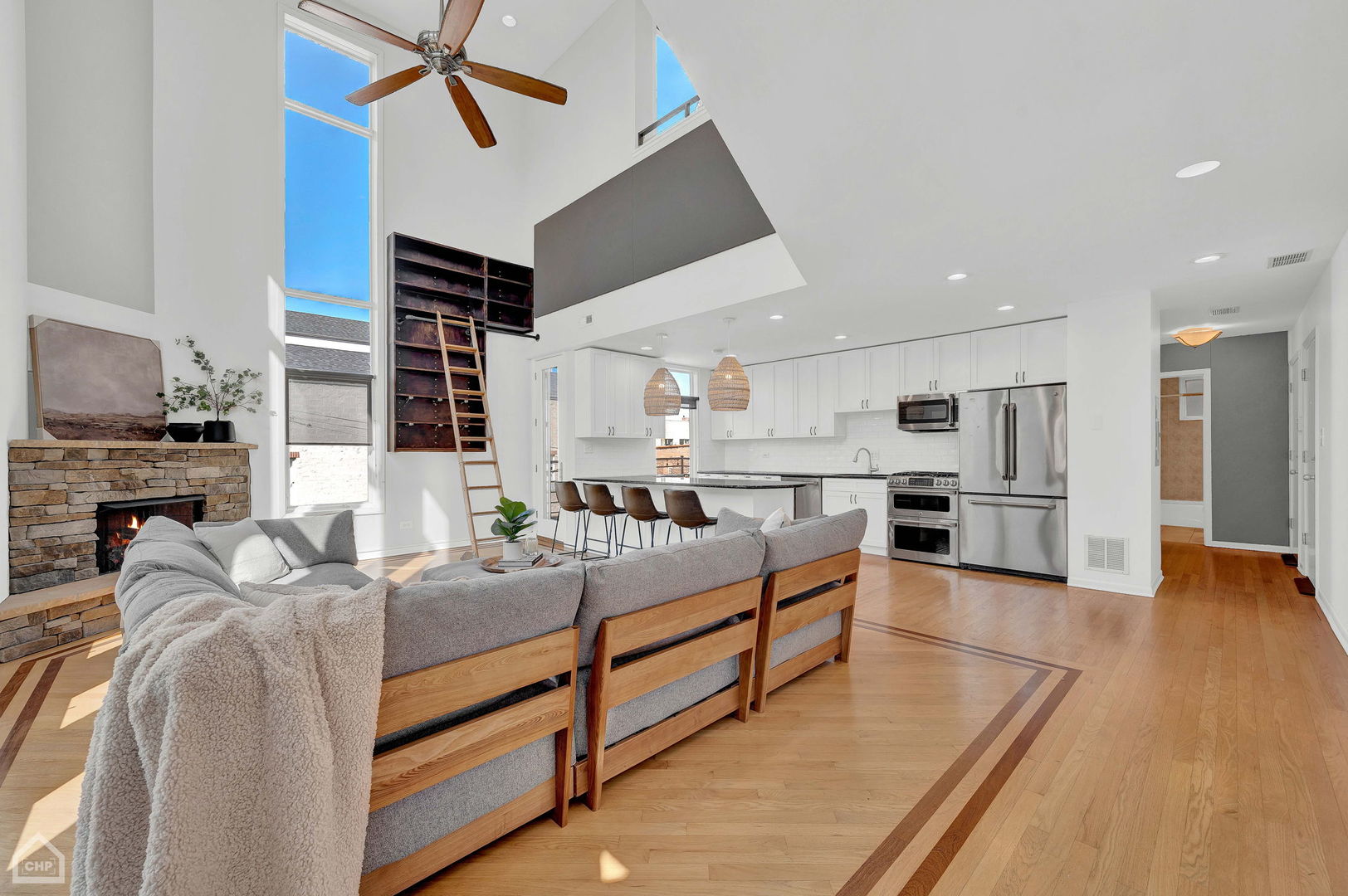 603 N Paulina Street Unit: 3N