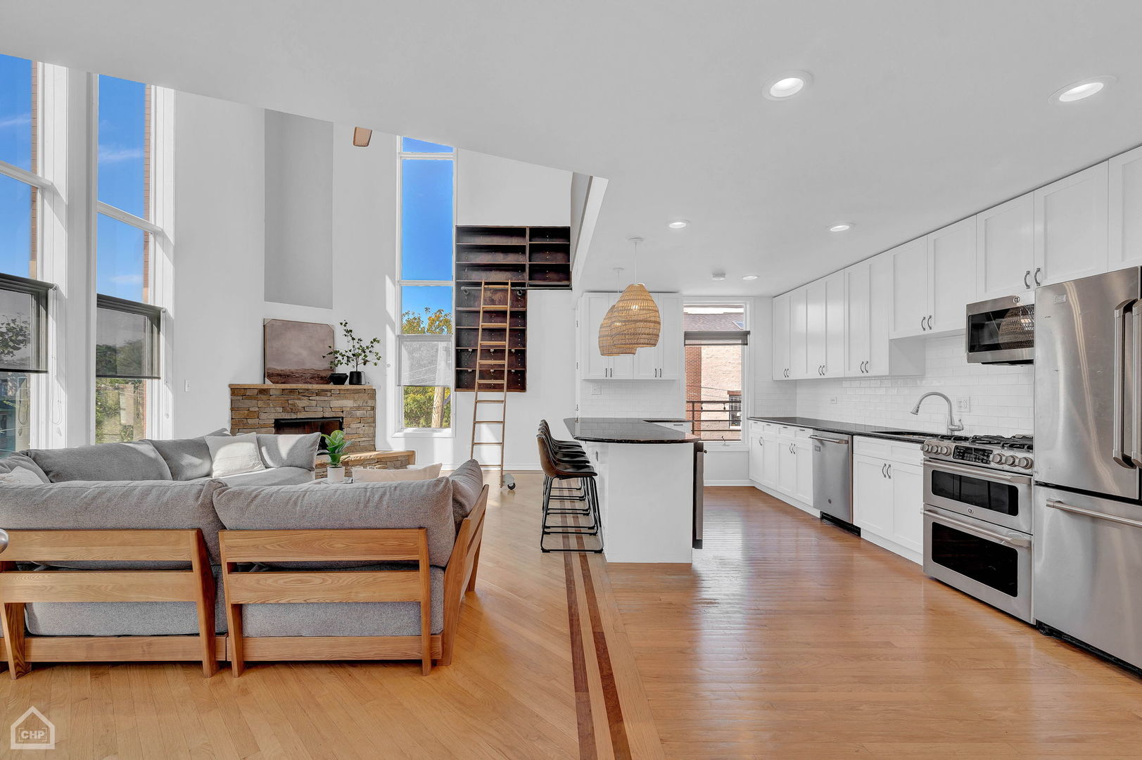 603 N Paulina Street Unit: 3N