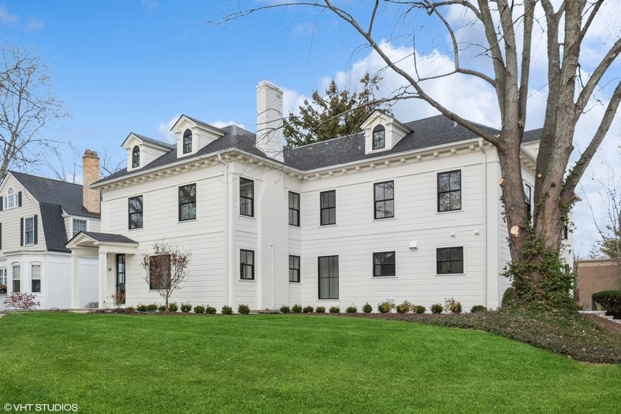 611 Abbotsford Road