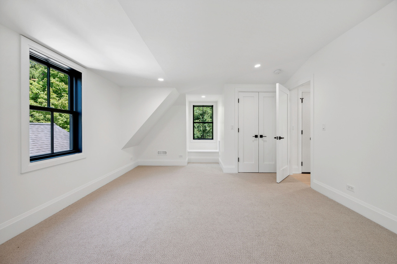 611 Abbotsford Road