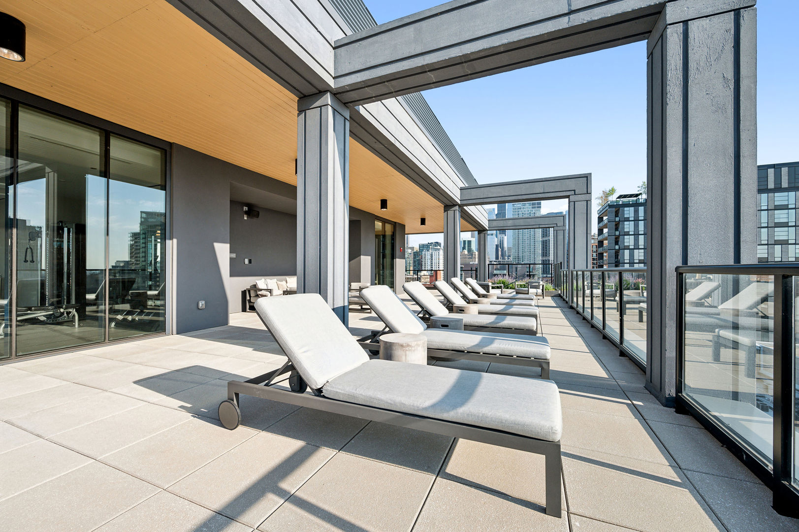 366 W Superior Street Unit: 401