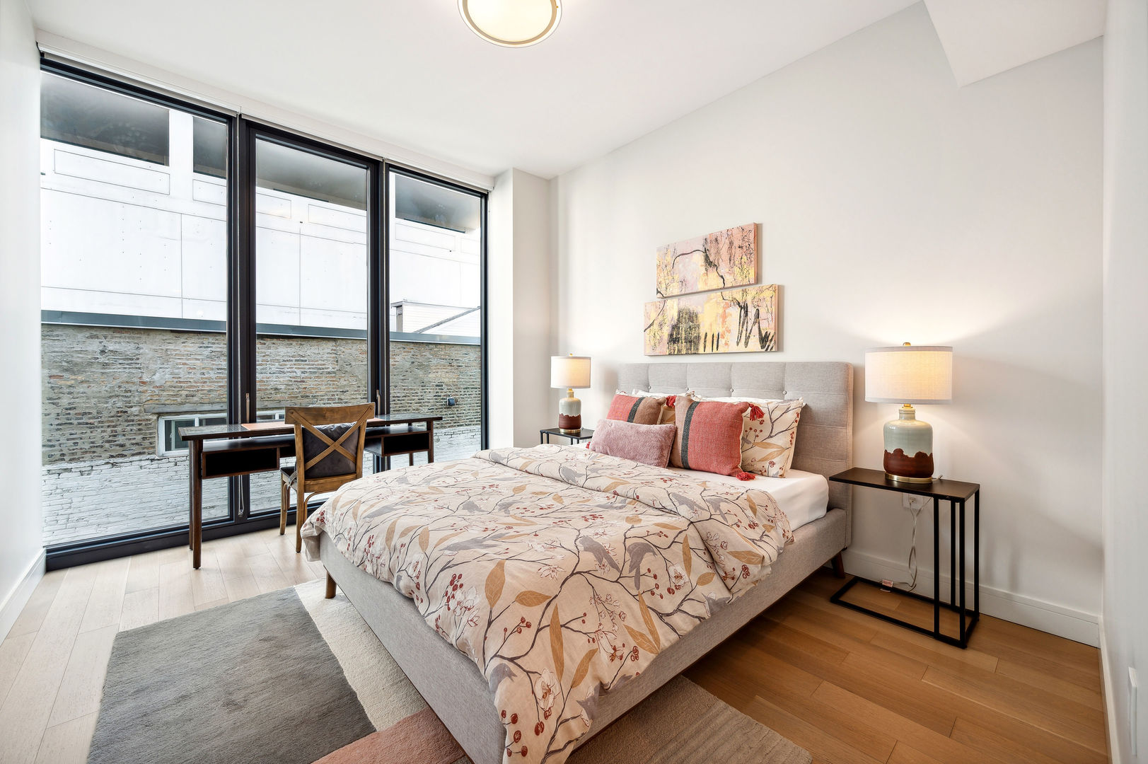 366 W Superior Street Unit: 401