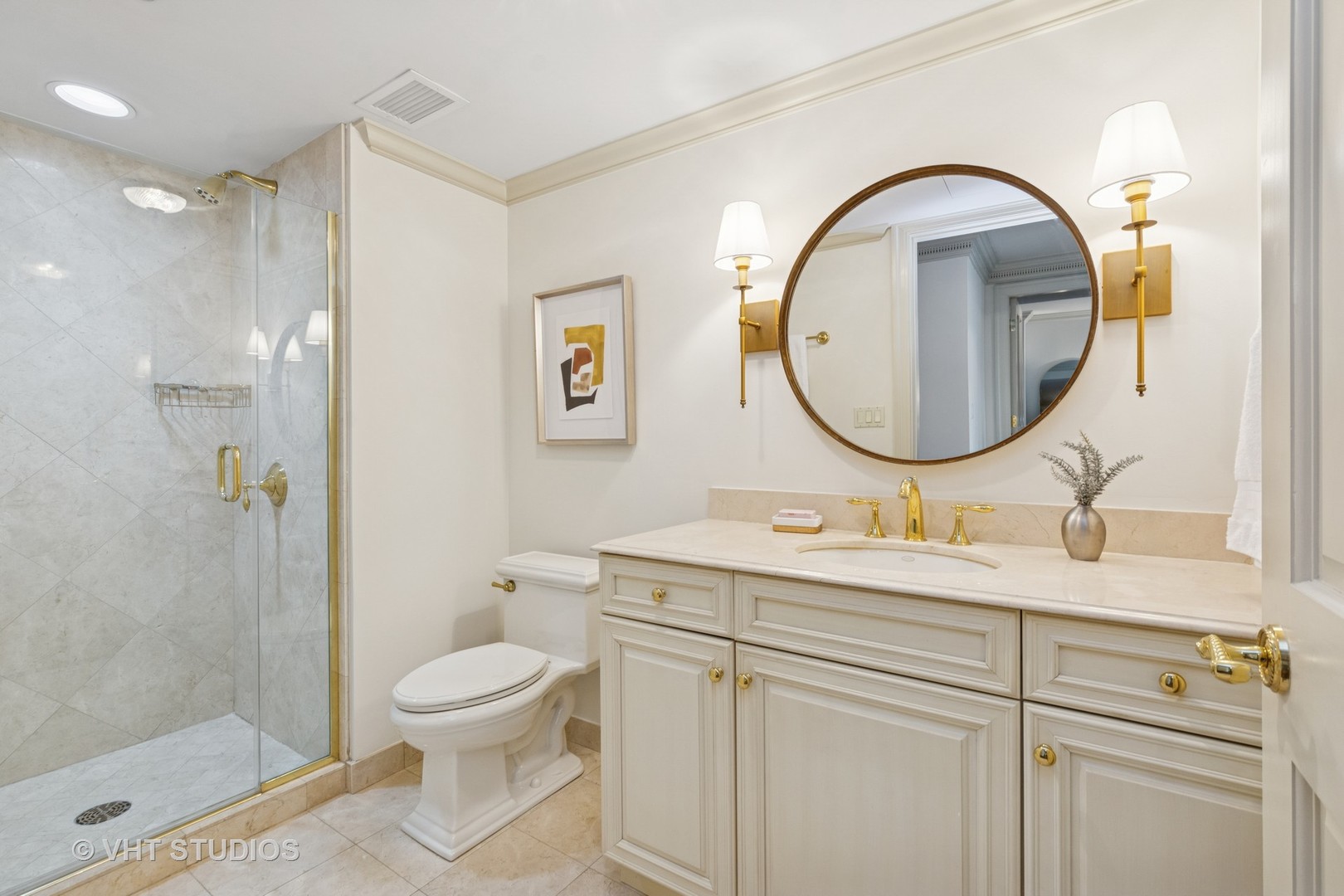 130 N Garland Court Unit: 3204