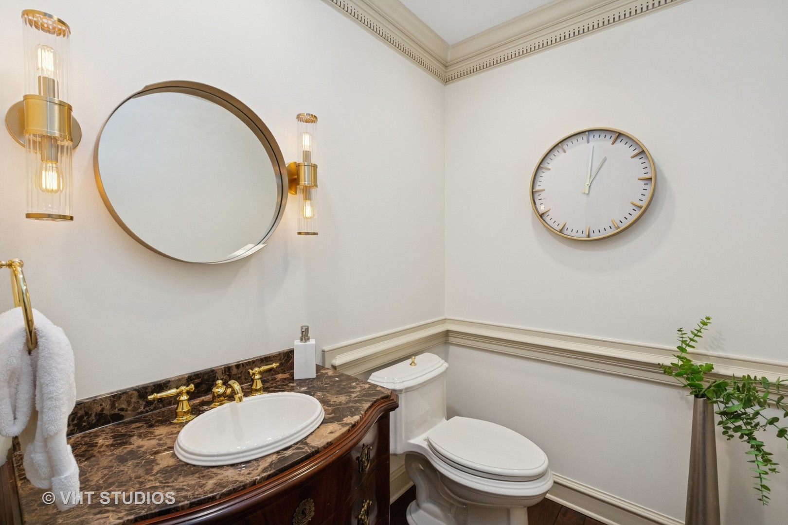 130 N Garland Court Unit: 3204