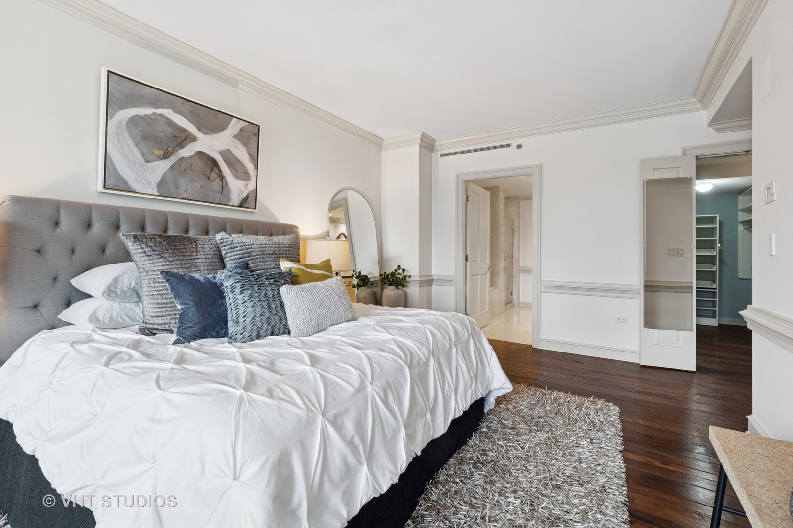 130 N Garland Court Unit: 3204