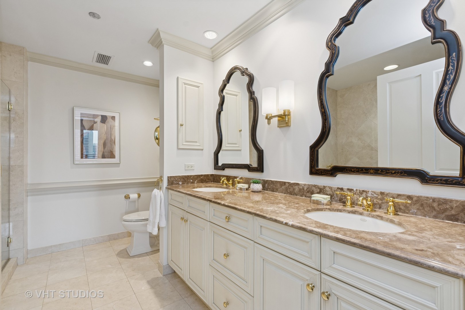 130 N Garland Court Unit: 3204