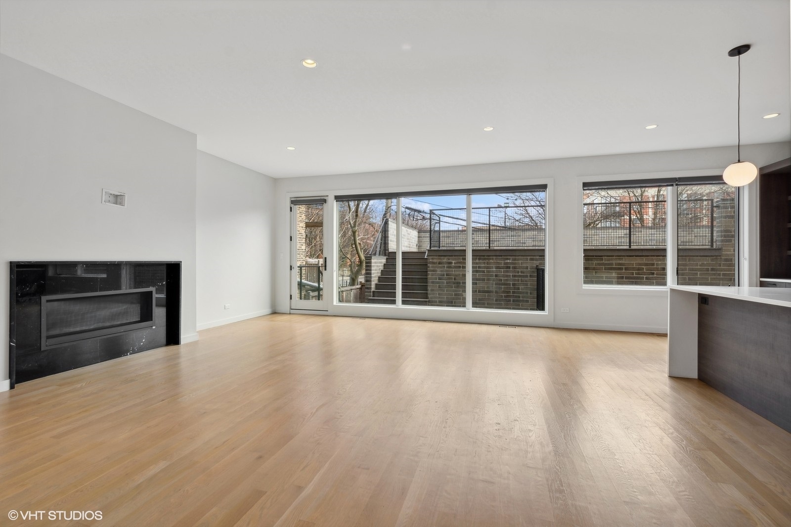 1745 N Hoyne Avenue Unit: 1W