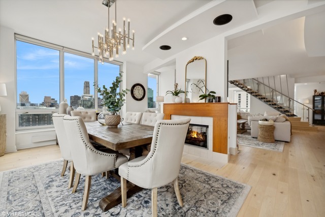 55 E Erie Street Unit: 3703-3803