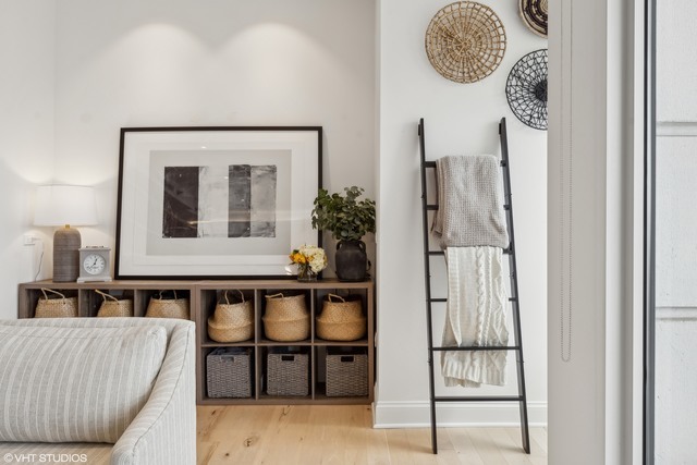 55 E Erie Street Unit: 3703-3803