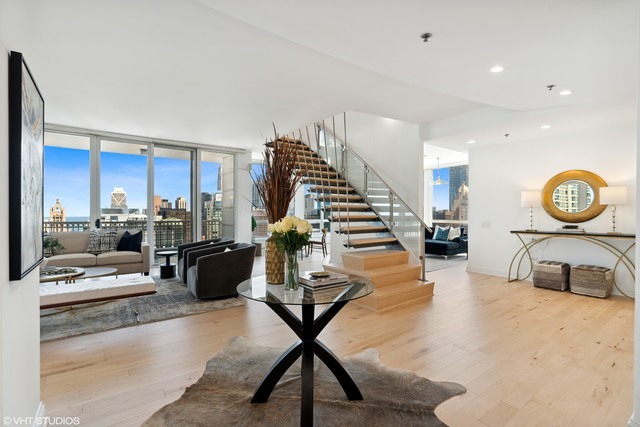 55 E Erie Street Unit: 3703-3803