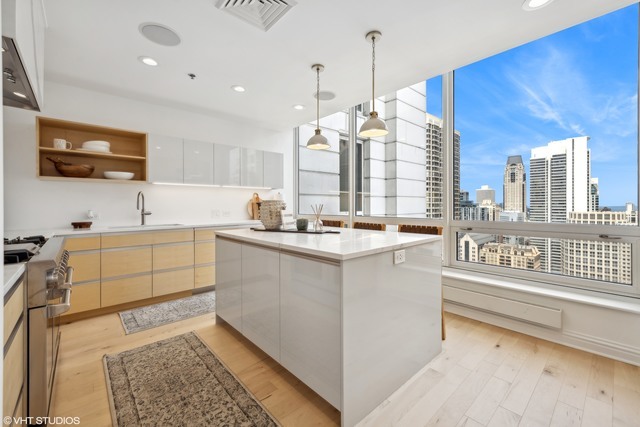 55 E Erie Street Unit: 3703-3803