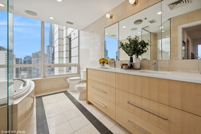 55 E Erie Street Unit: 3703-3803