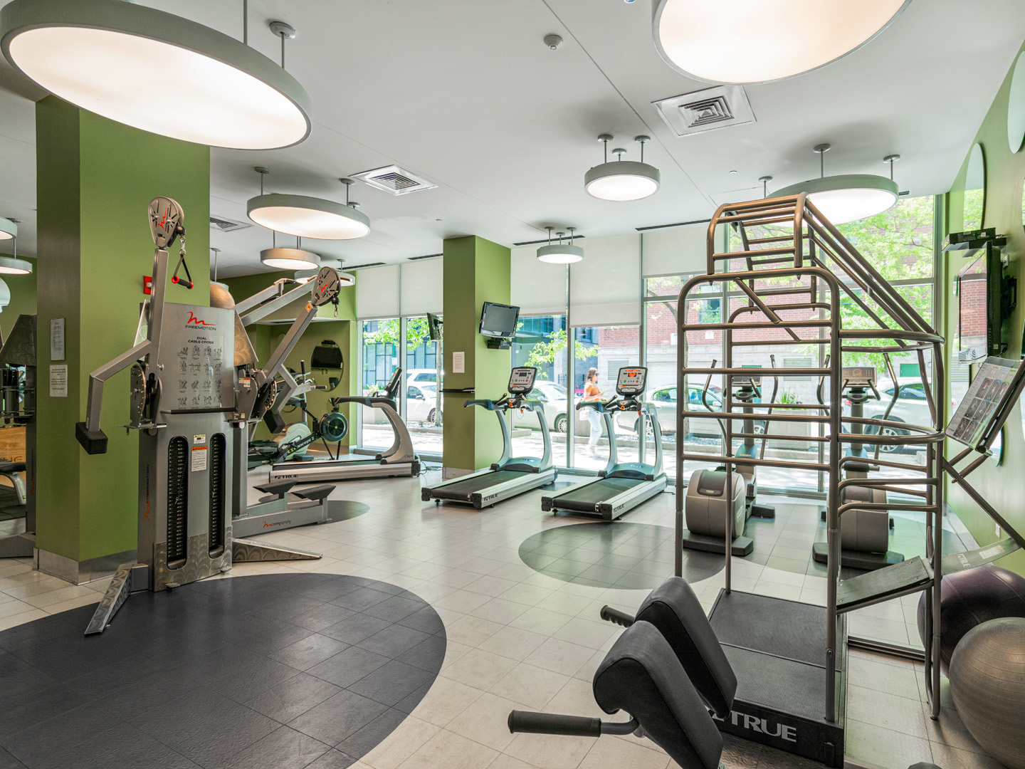 123 S GREEN Street Unit: 703B