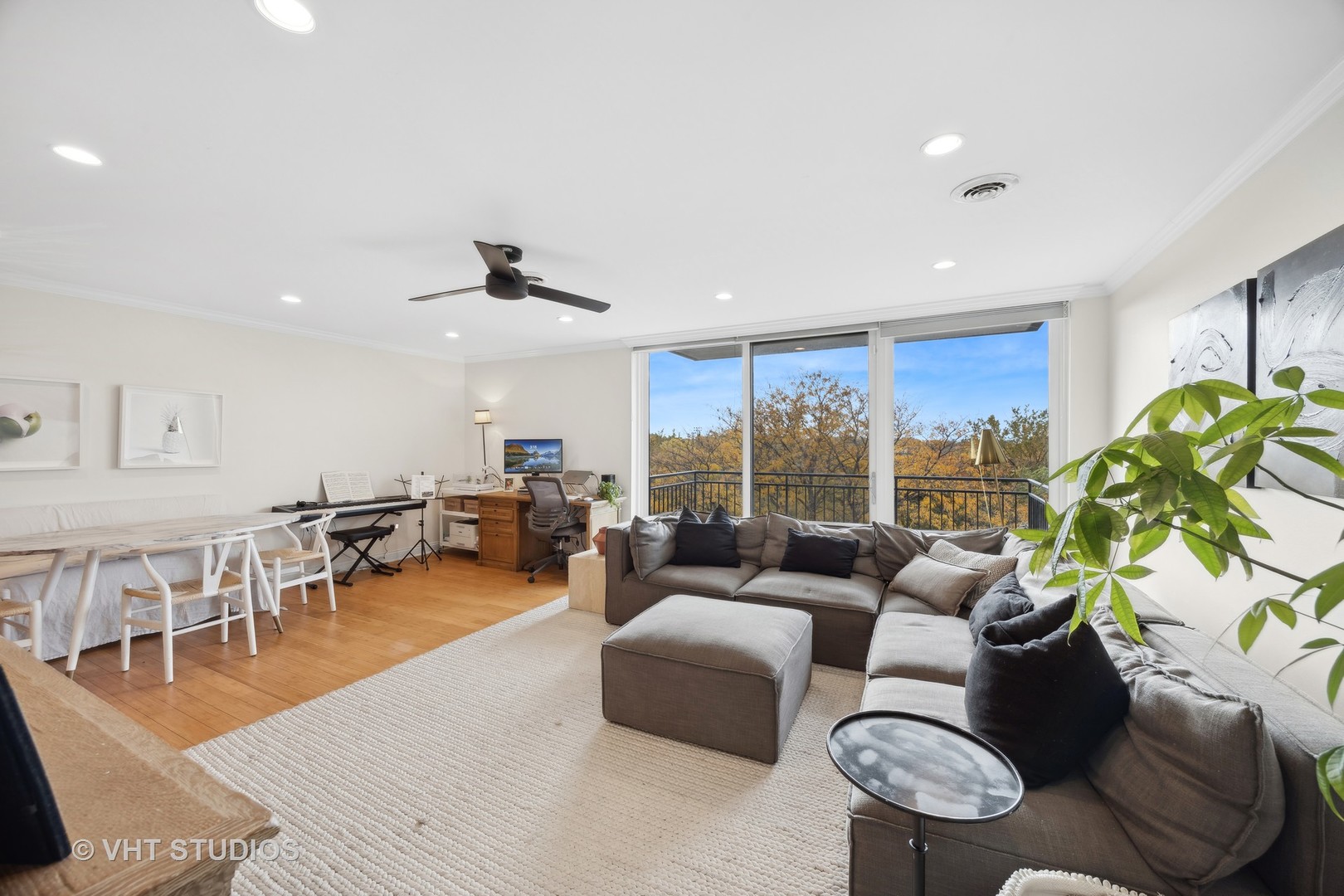 424 Park Avenue Unit: 602