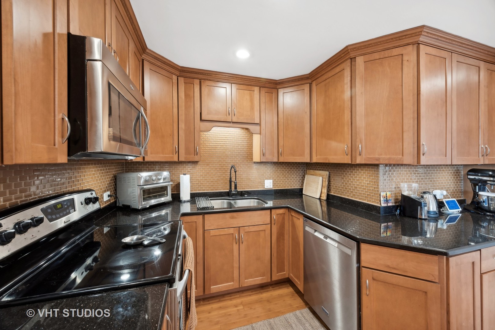 424 Park Avenue Unit: 602