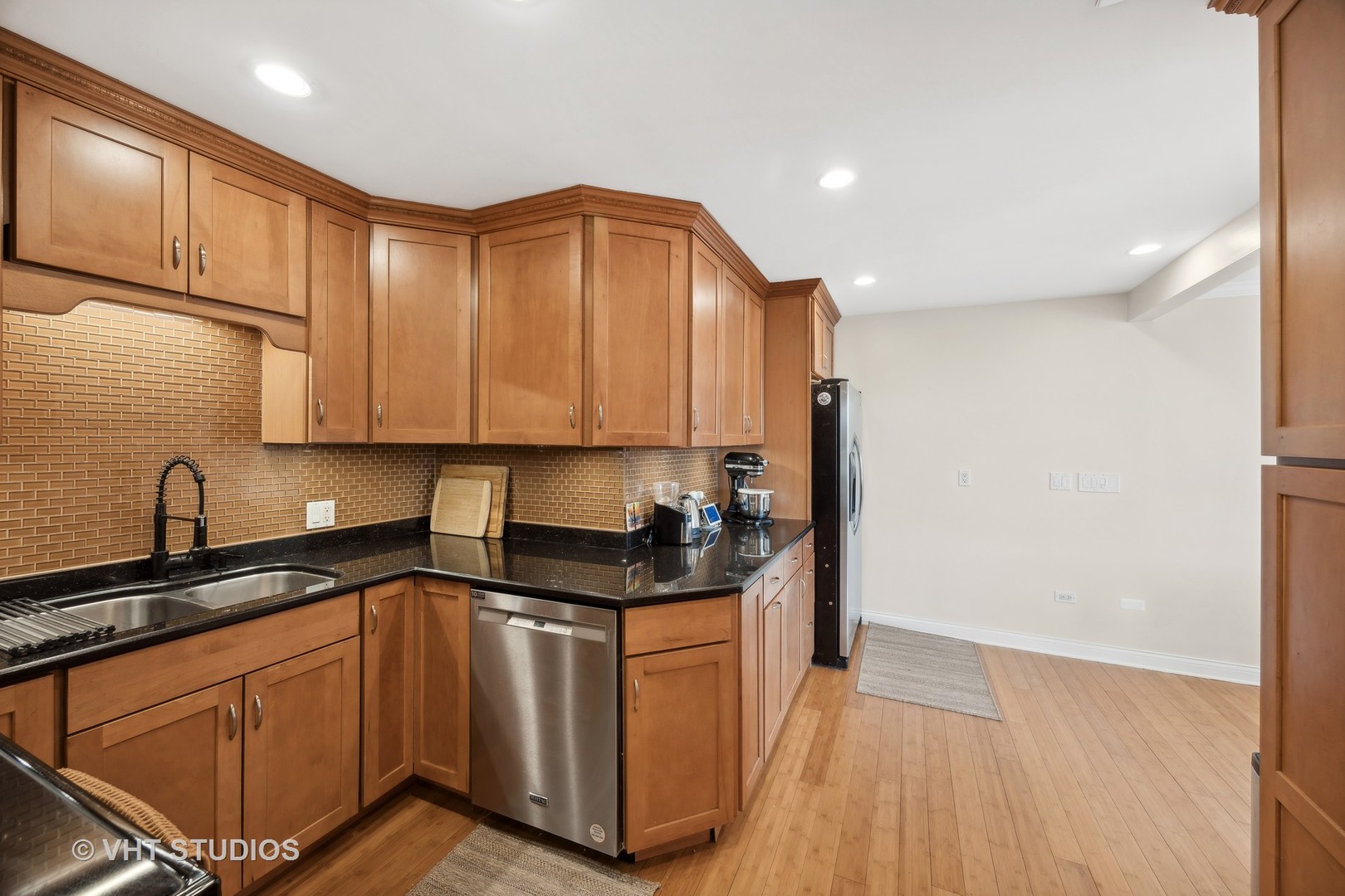 424 Park Avenue Unit: 602
