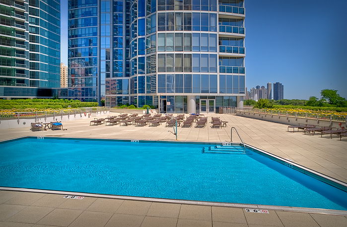 1211 S Prairie Avenue Unit: 6201
