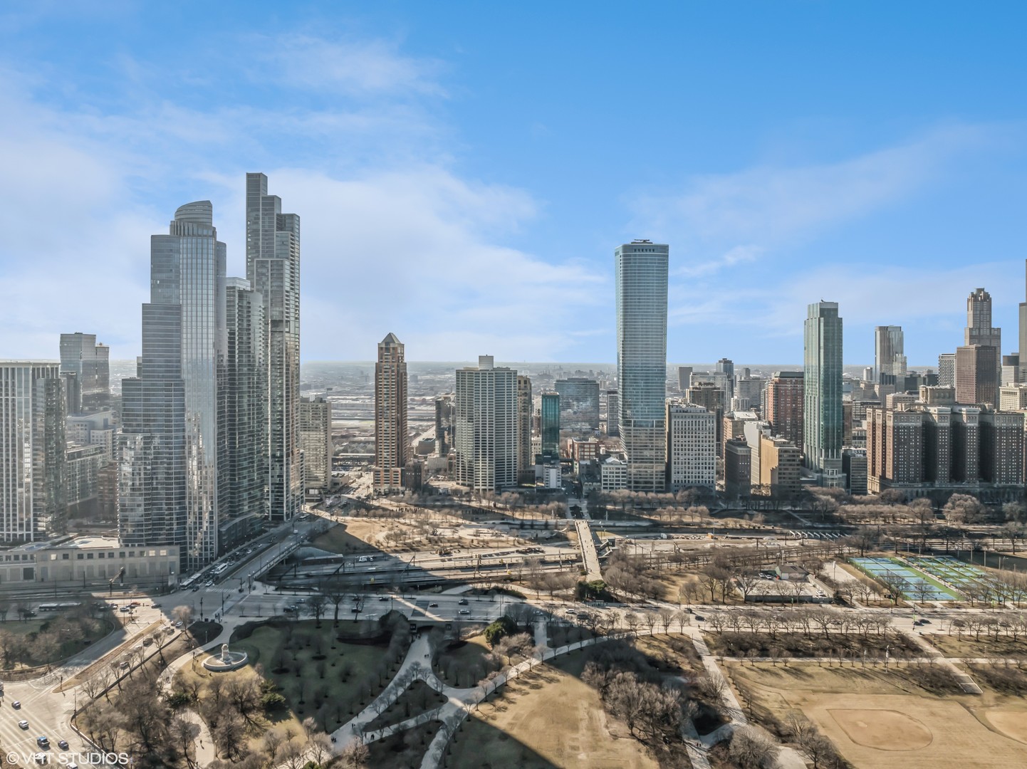 1211 S Prairie Avenue Unit: 6201