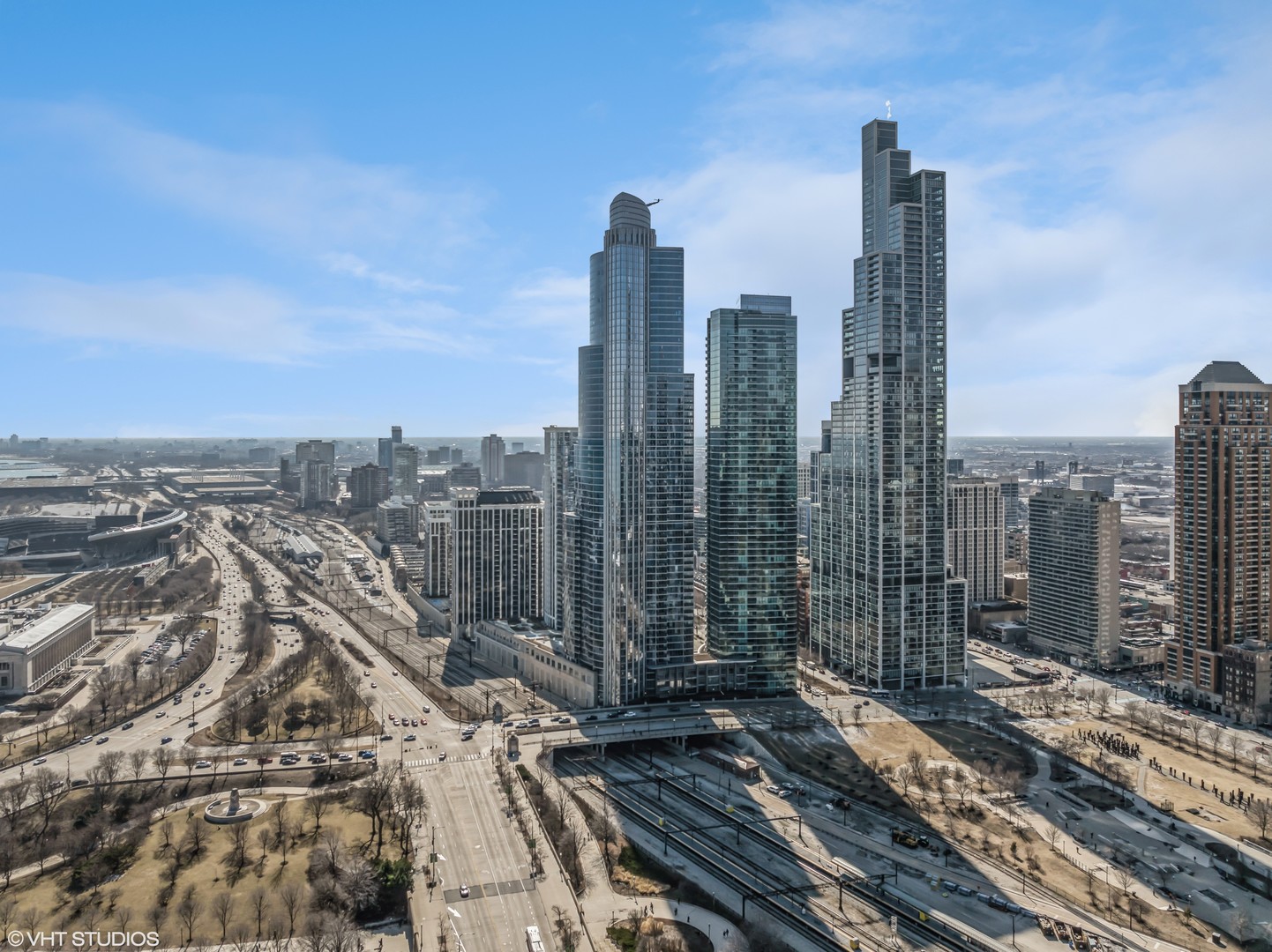 1211 S Prairie Avenue Unit: 6201