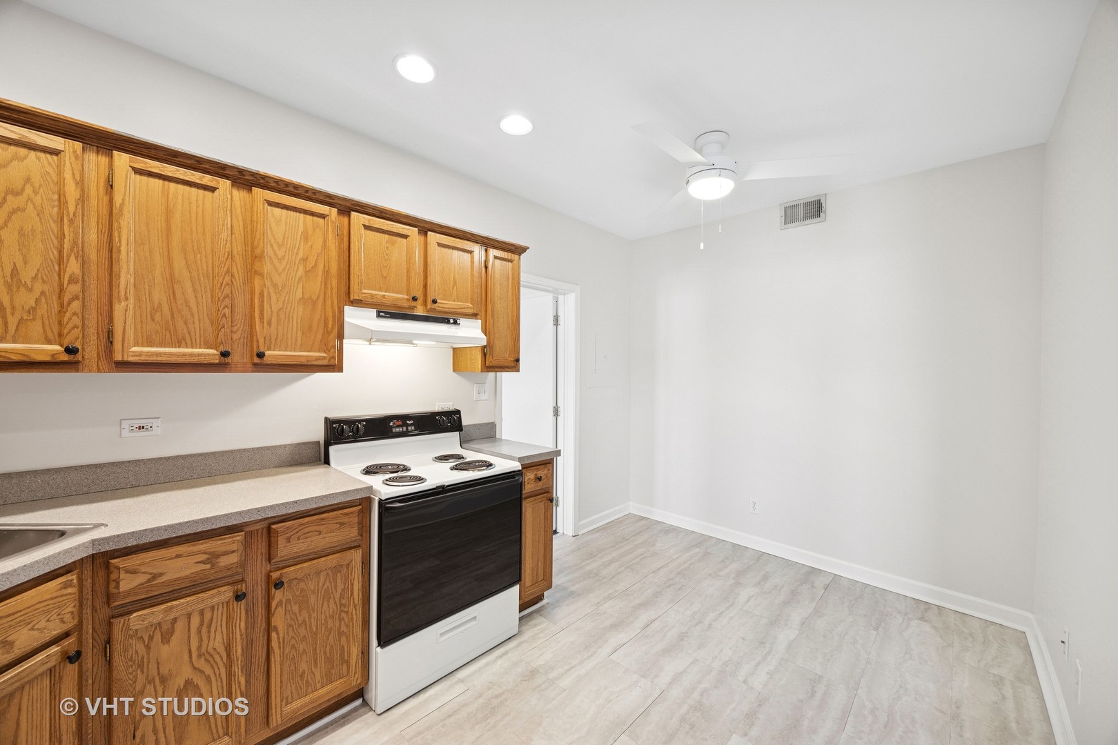 816 North Boulevard Unit: 2W
