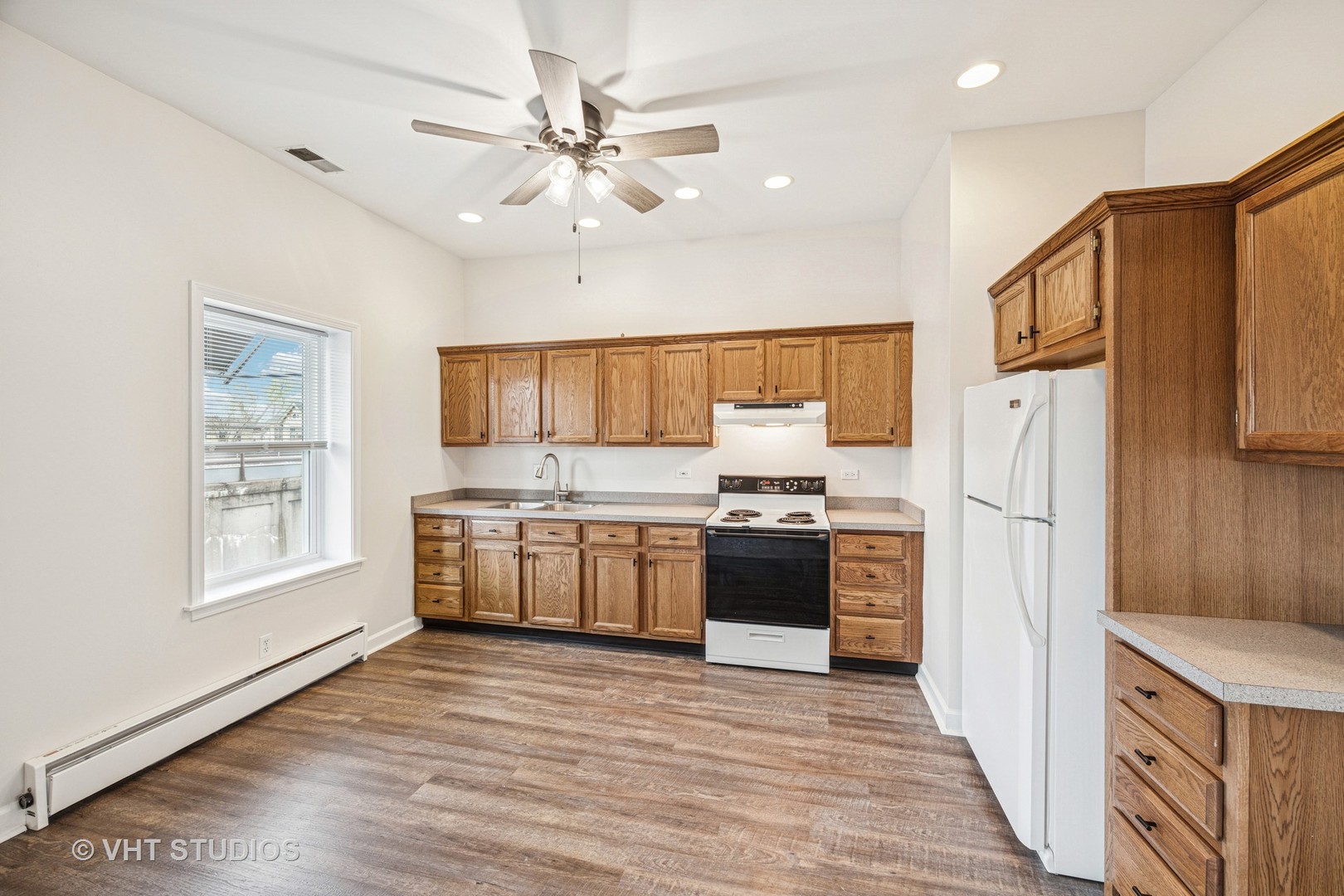 816 North Boulevard Unit: 2F