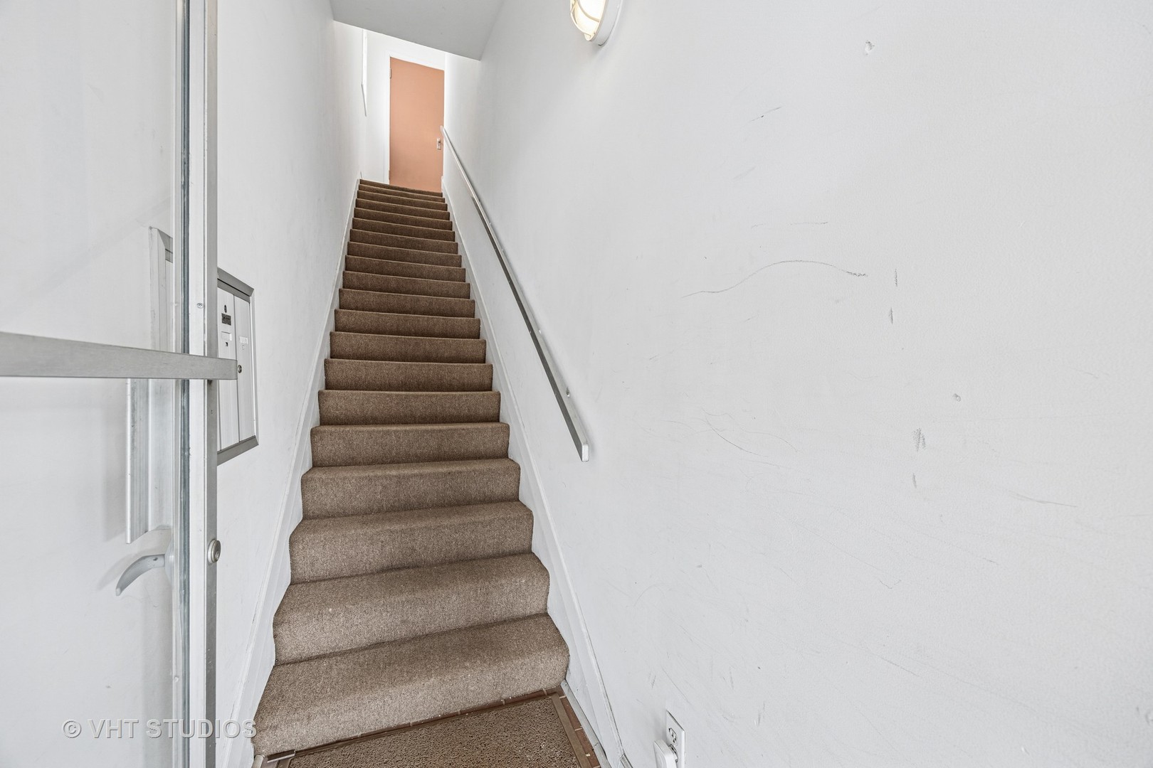 816 North Boulevard Unit: 2F
