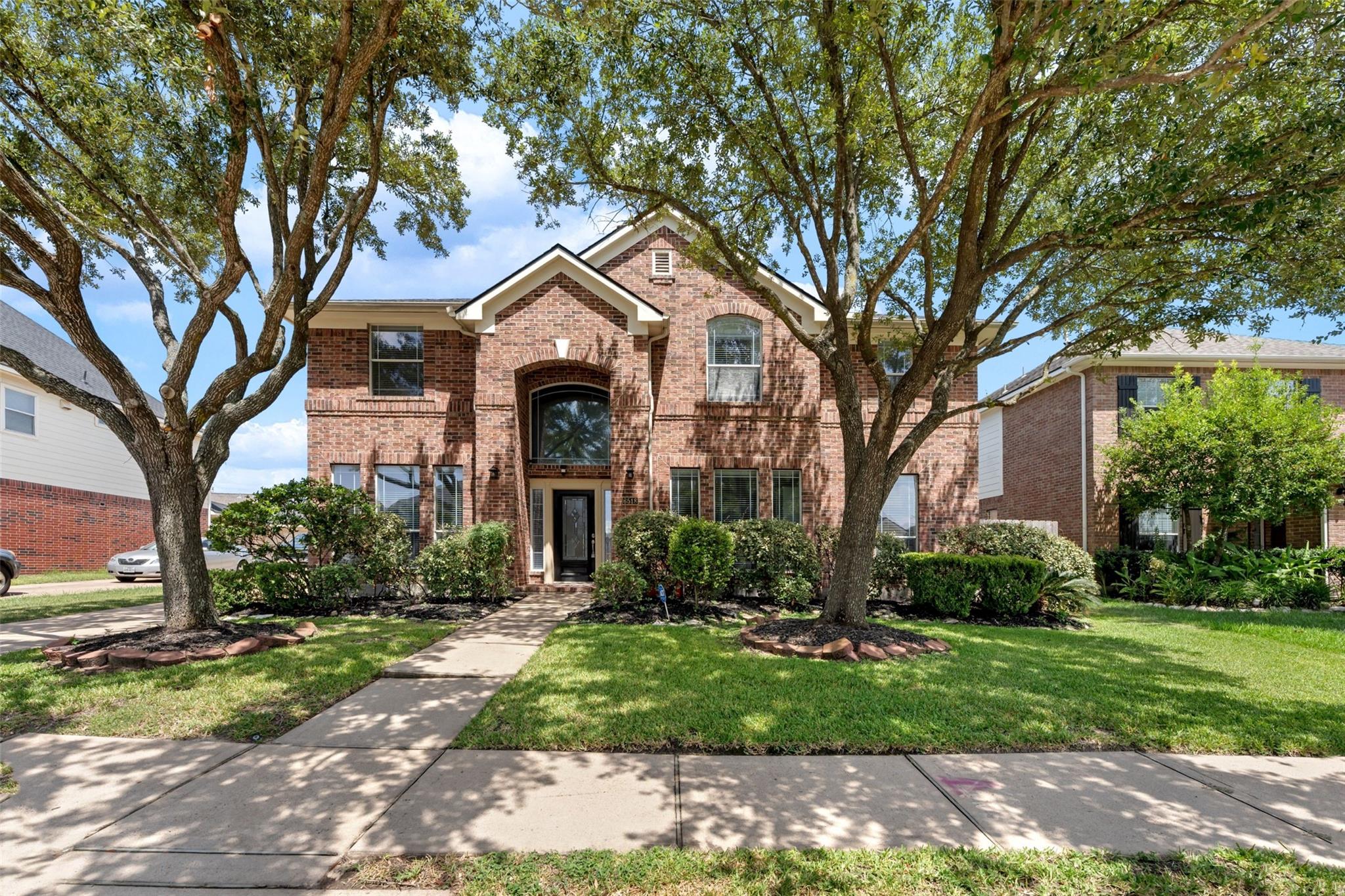 6518 Felicia Oaks Trail