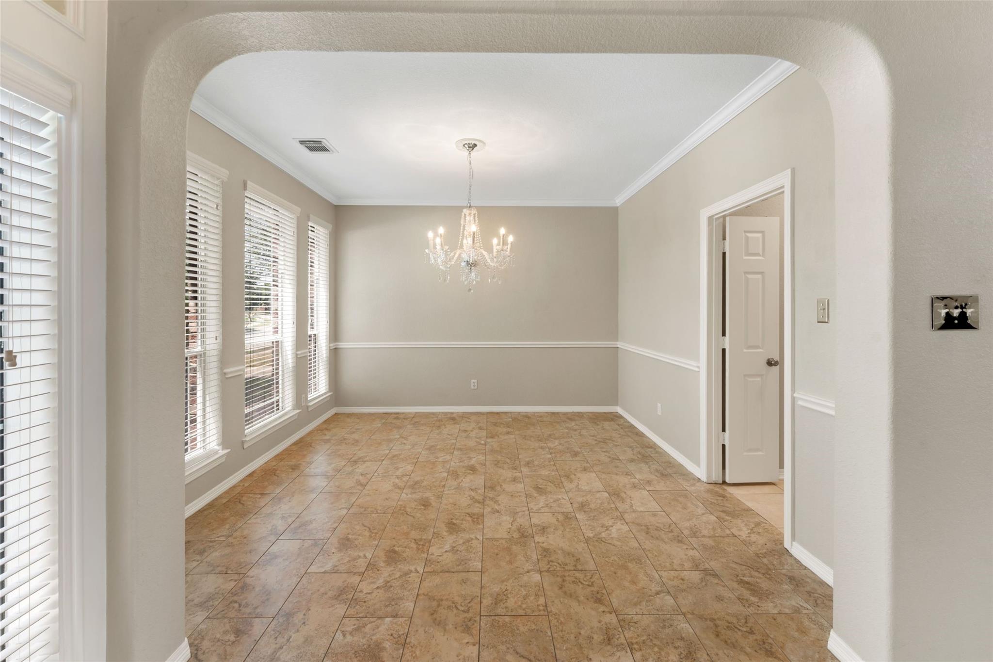 6518 Felicia Oaks Trail