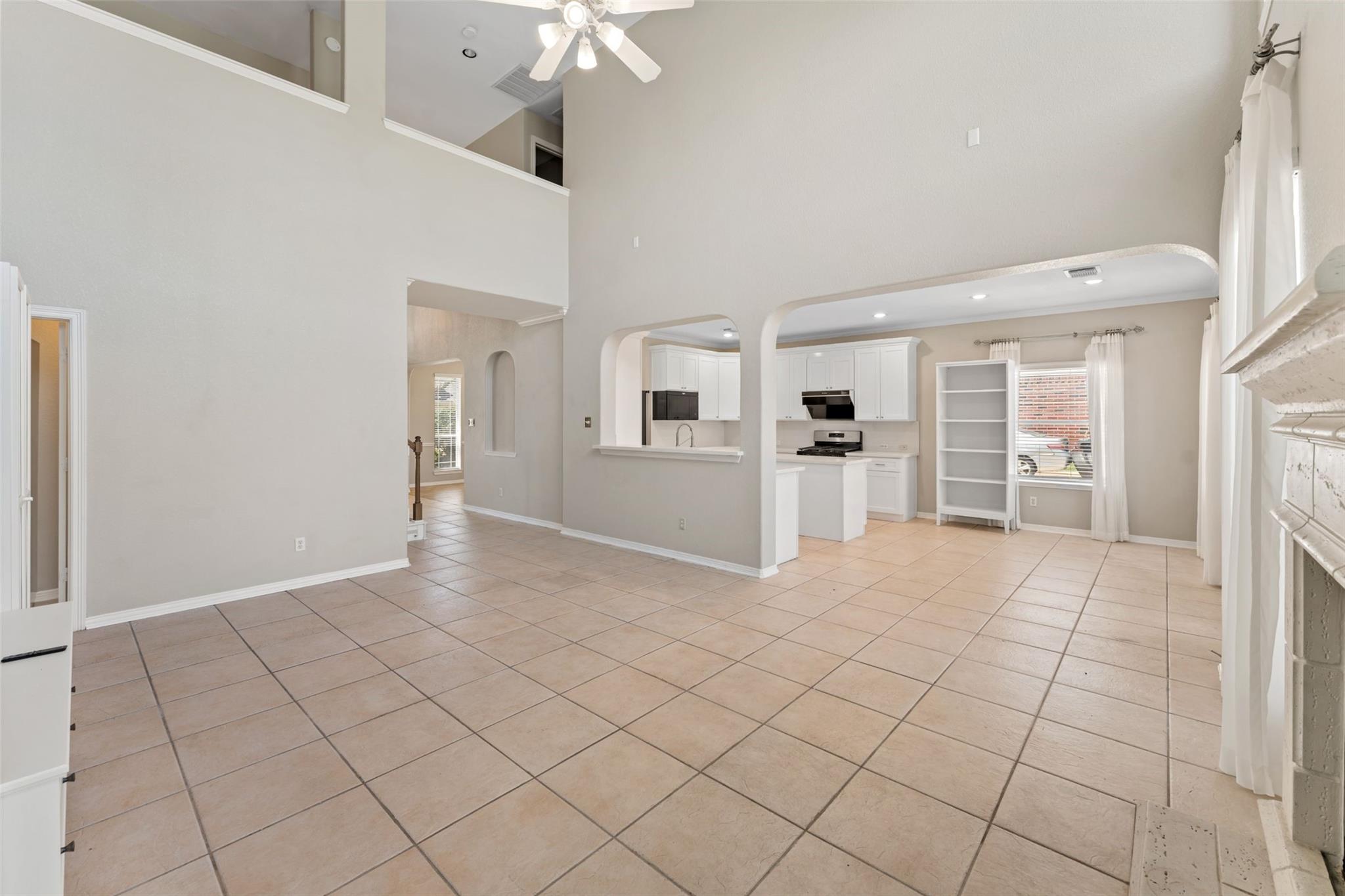 6518 Felicia Oaks Trail