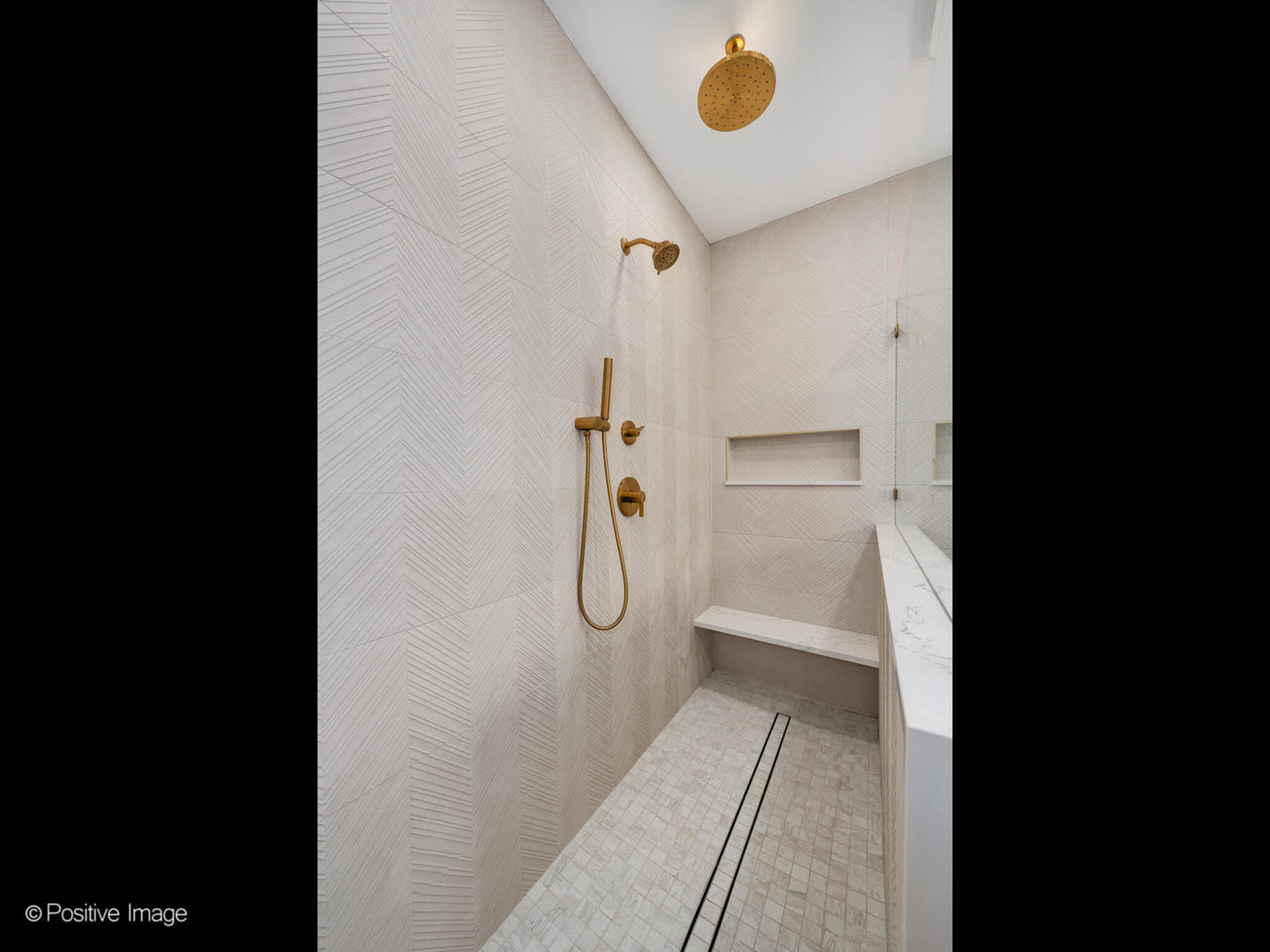 728 W Jackson Boulevard Unit: 221-222